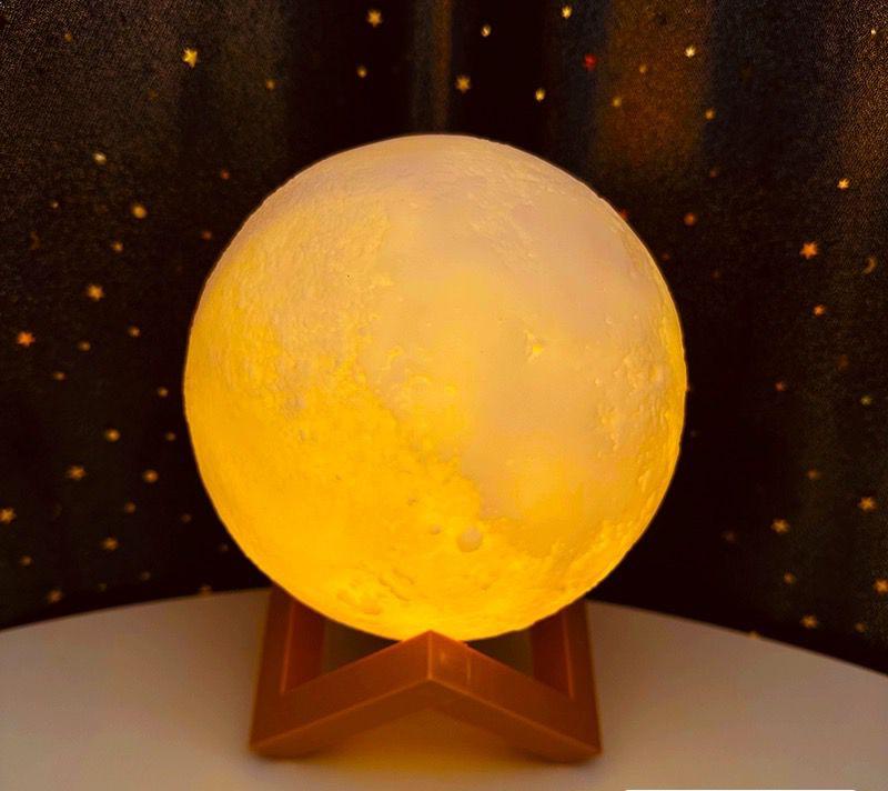Coffee & 3D Moonlamp Painting at The Next Door