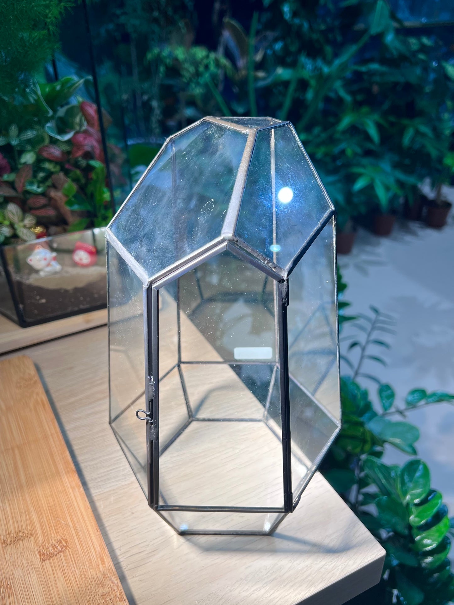 Black Polygonal Tall Glass with Lid (M)