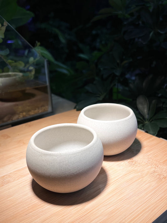 Light Grey Matt Textured Claypot