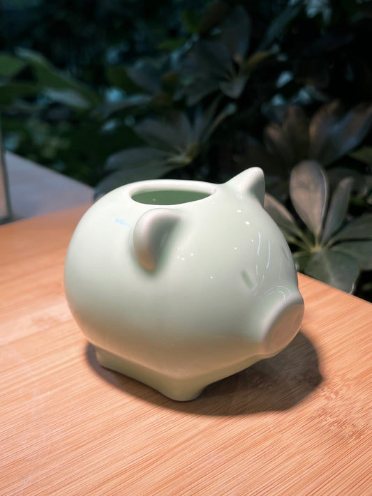 Short-Leg Piggie Ceramic Pot