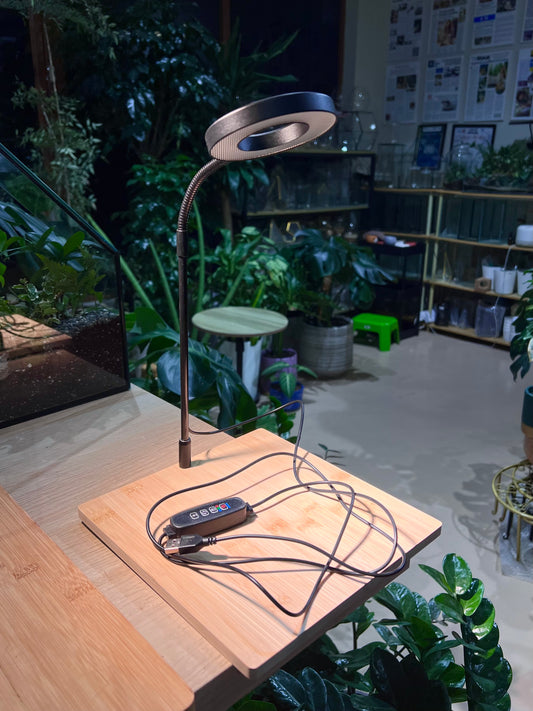 Growlight Model 2220