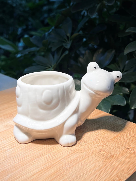Heavy Shell Snail Ceramic Pot