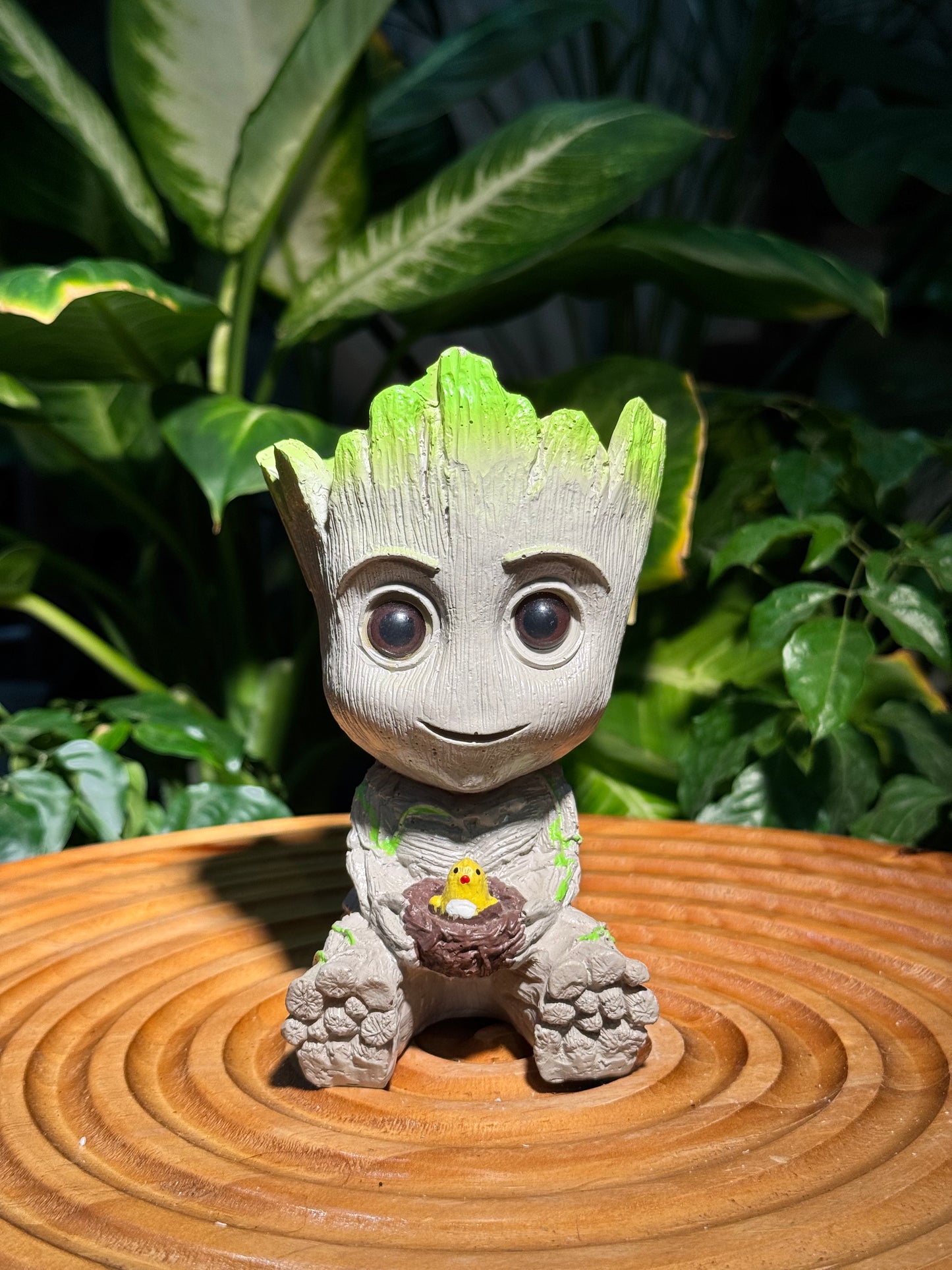 Groot with a lil chick Pot